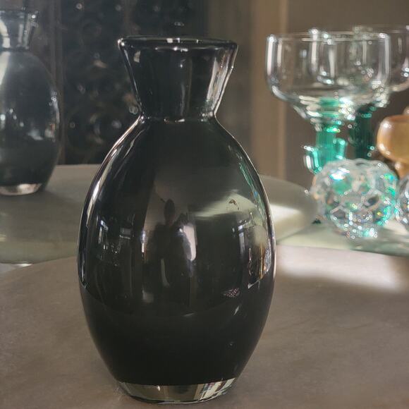 Small Vintage Hand-Blown Smoky Art Glass Vase, Mid-Century Modern Style Decor - Picture 3 of 10